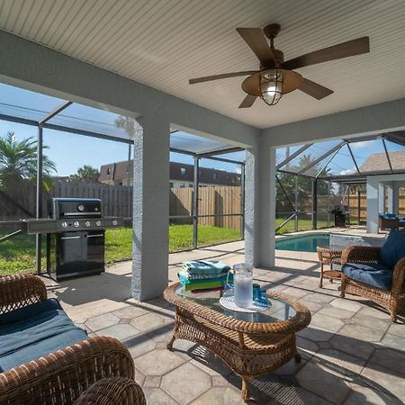 Oceanview Haven - 2Br Beach Townhome With Patio, Shared Heated Pool Steps From Paradise Beach Park! Melbourne Extérieur photo